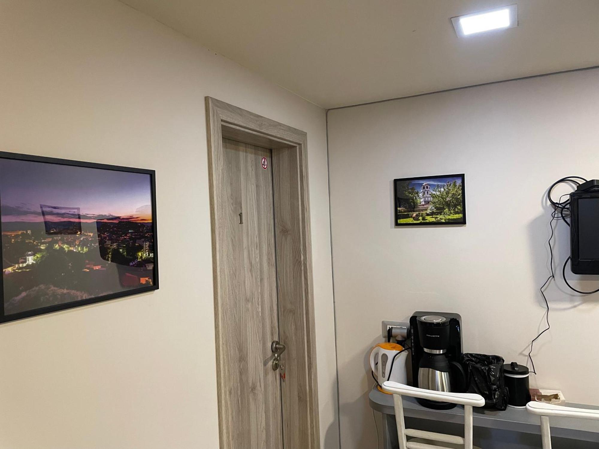 Cloud 9 Hostel Пловдив Экстерьер фото