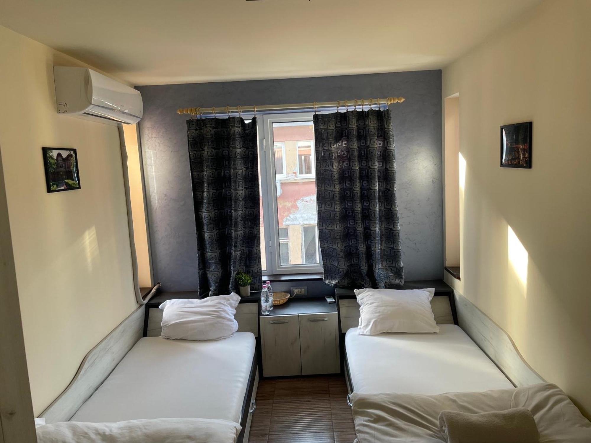 Cloud 9 Hostel Пловдив Экстерьер фото